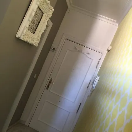 Apartamento Atico De Diseno En *